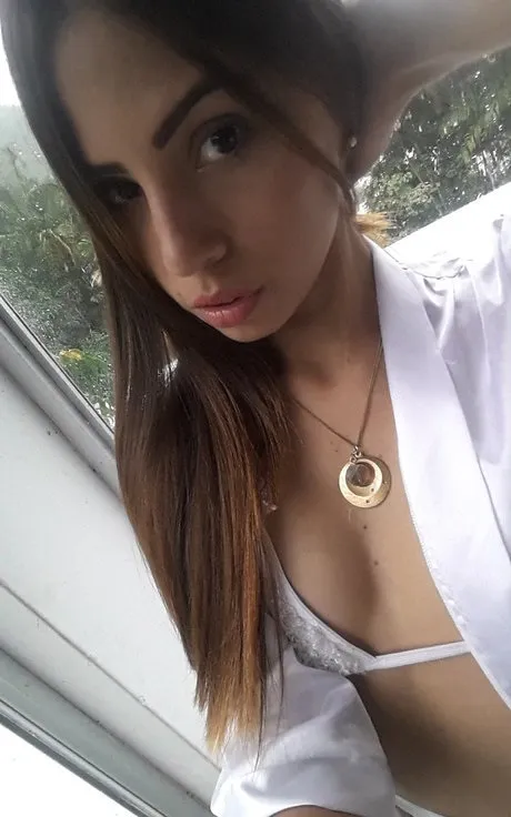Irmak - Maltepe VIP Escort Bayan Modeli - Gerçek Fotoğraflı İlan